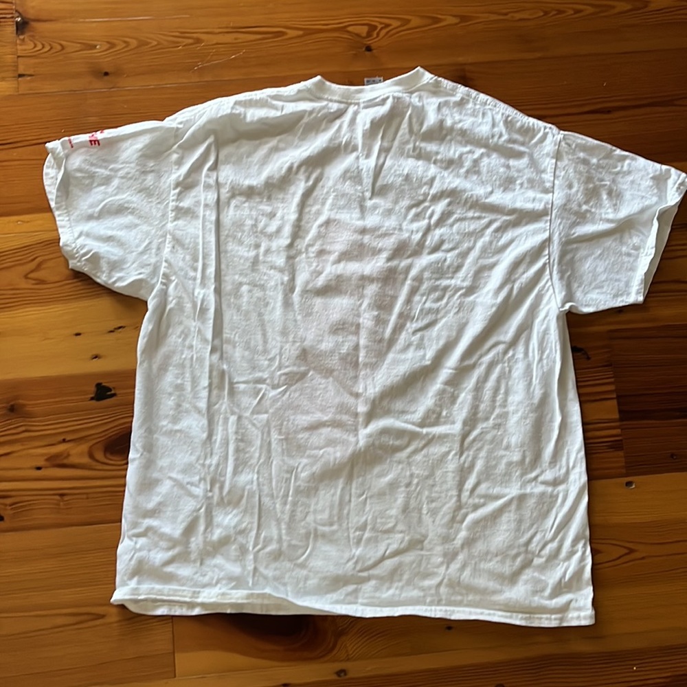 Shirt - Picture 2 of 4